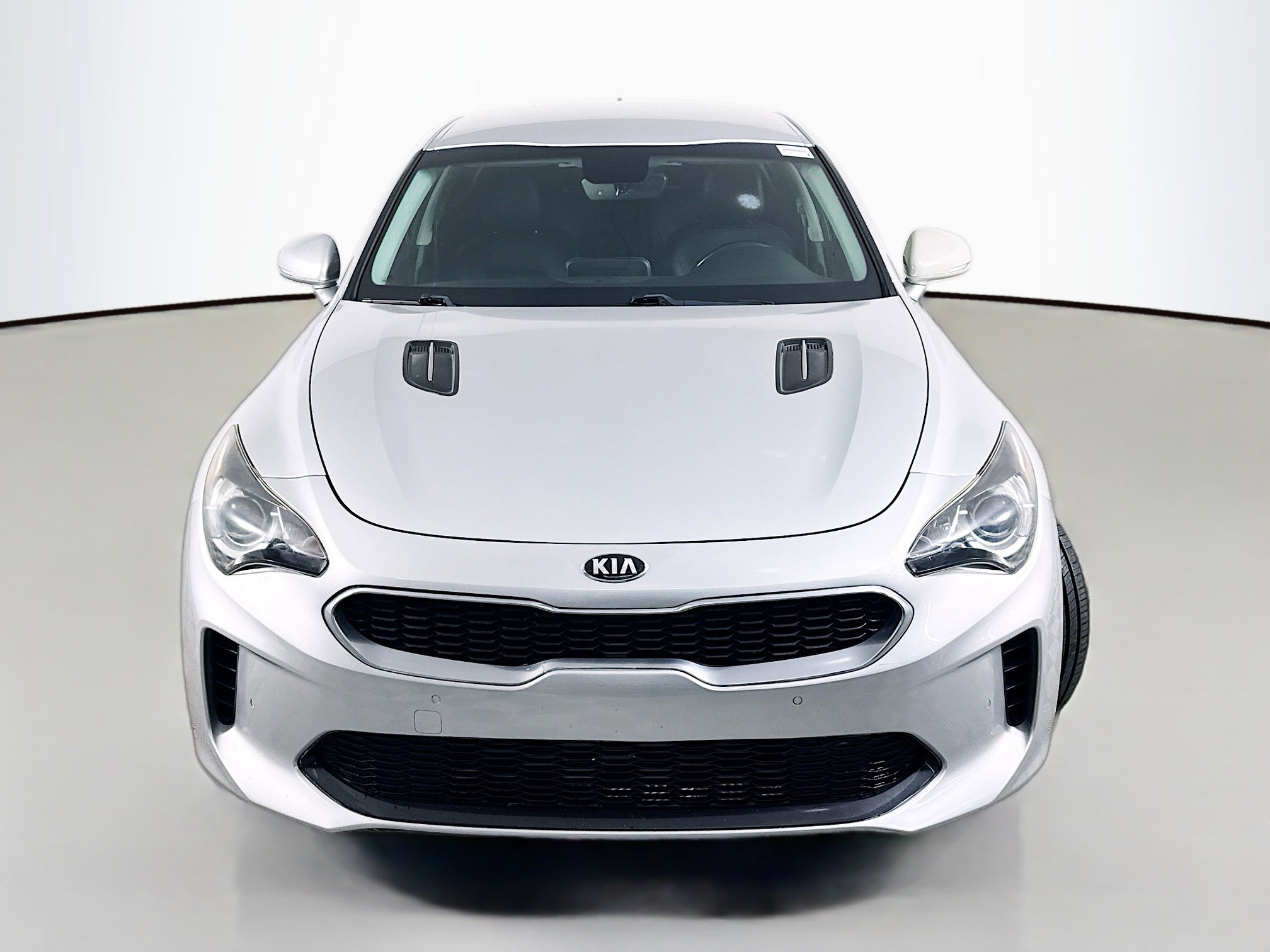 Used 2018 Kia Stinger video 2