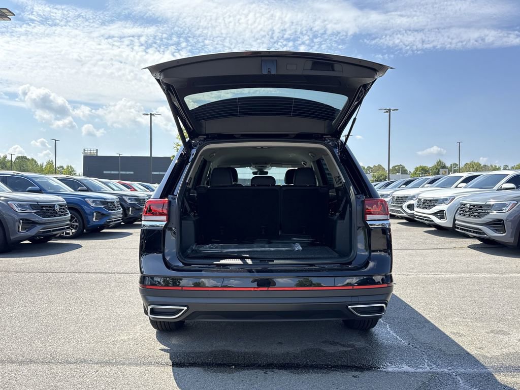 New 2026 Volkswagen Atlas SE image 15