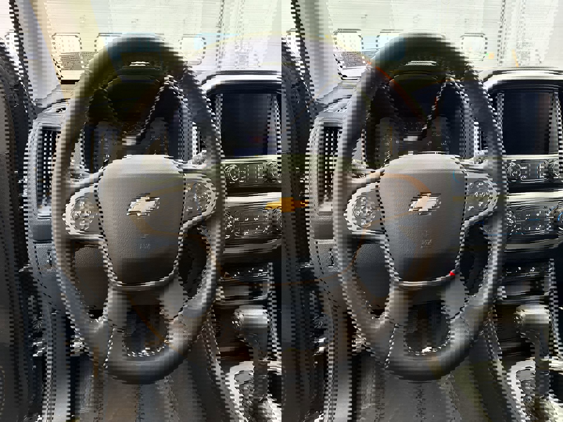 Used 2019 Chevrolet Colorado LT w/ LT Convenience Package image 12