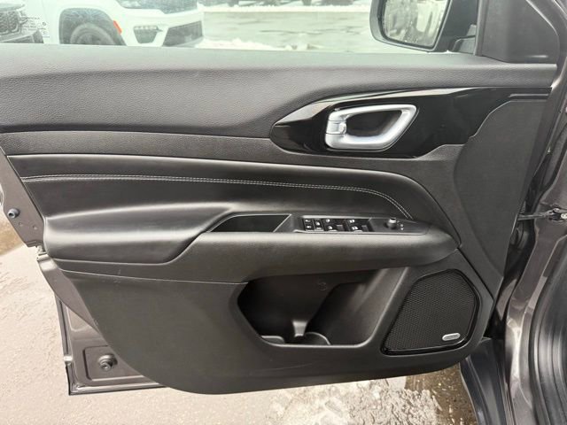 Certified 2023 Jeep Compass Altitude w/ Sun and Sound Group image 24