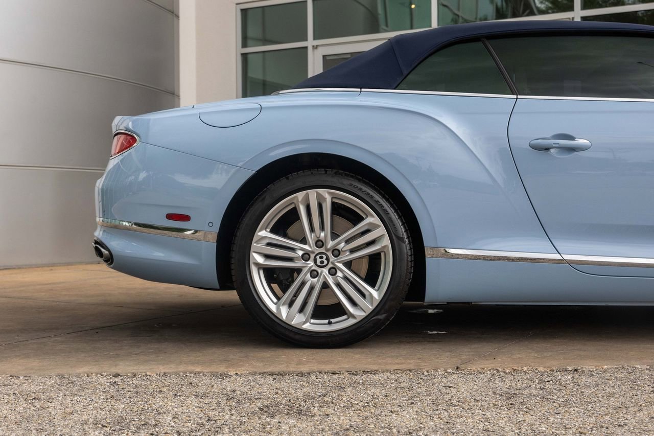 Used 2023 Bentley Continental GT Mulliner AWD/4WD image 9