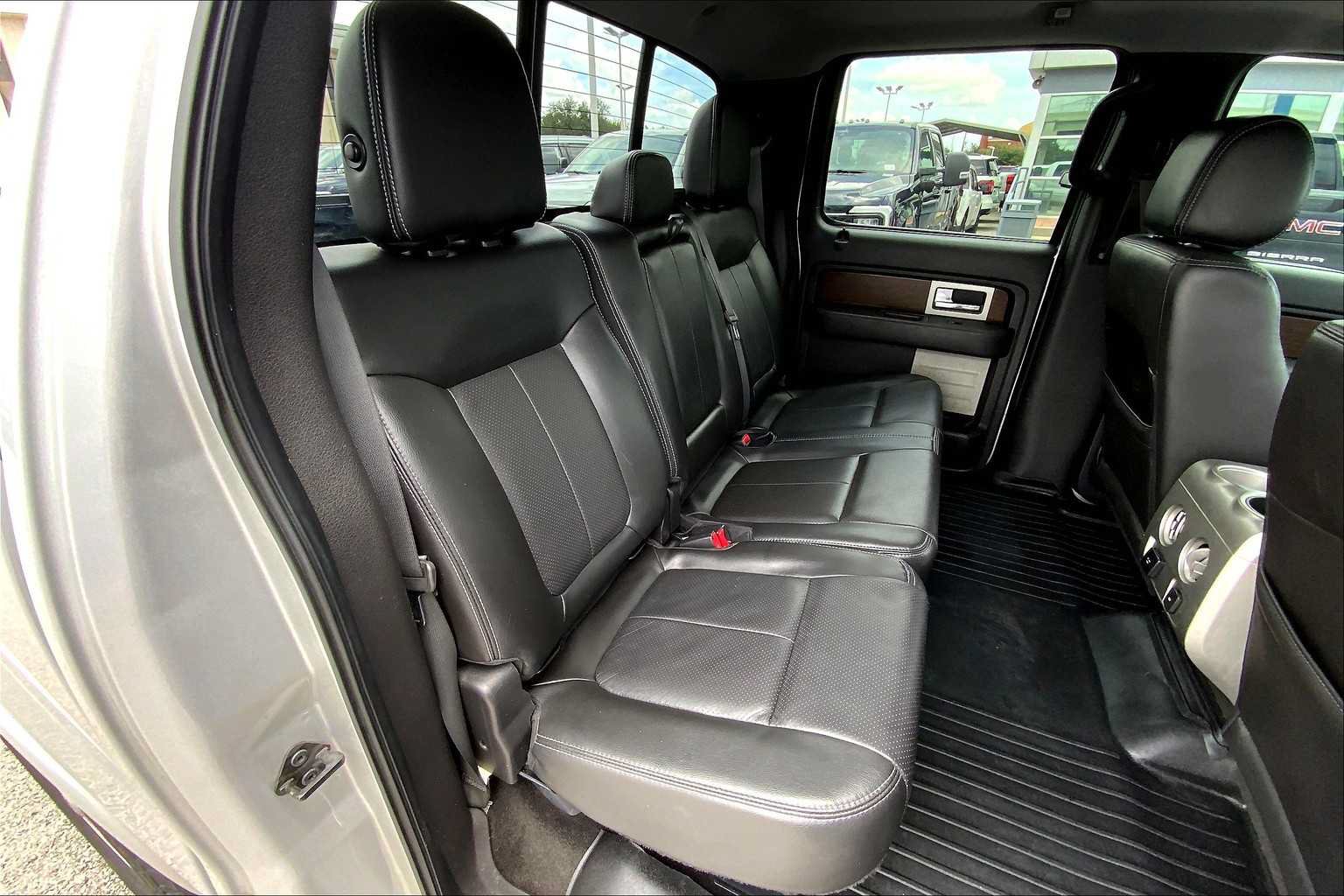 Used 2014 Ford F150 Lariat w/ Equipment Group 502A Luxury AWD/4WD image 14