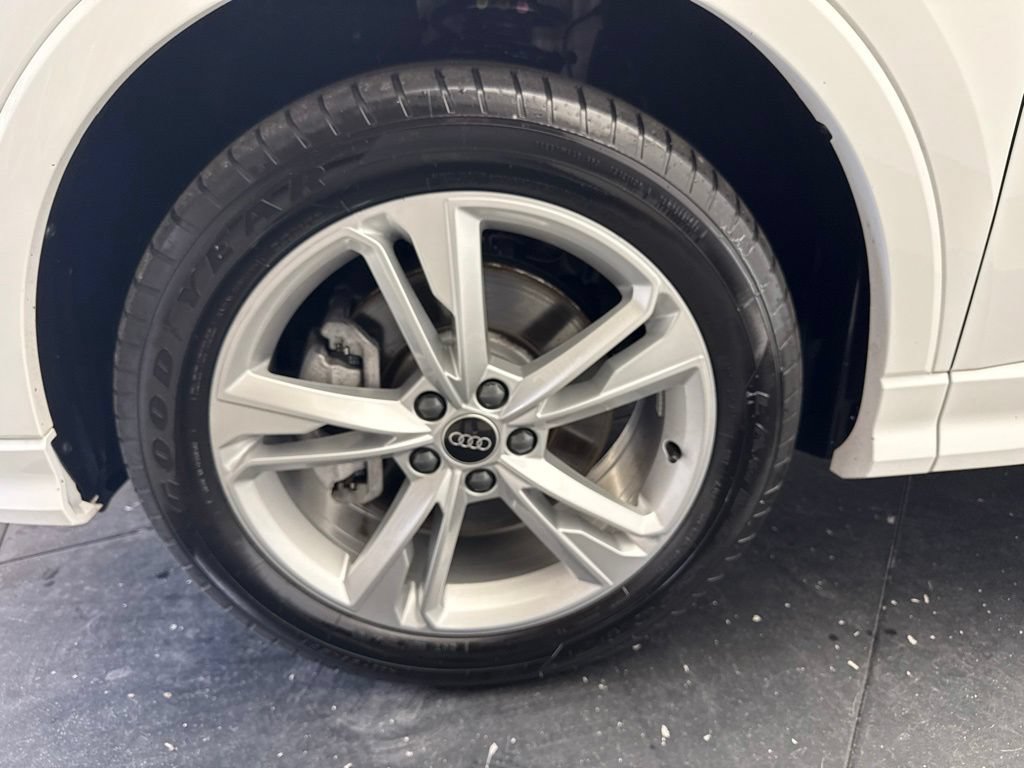 Certified 2024 Audi Q3 2.0T Premium Plus AWD/4WD image 14