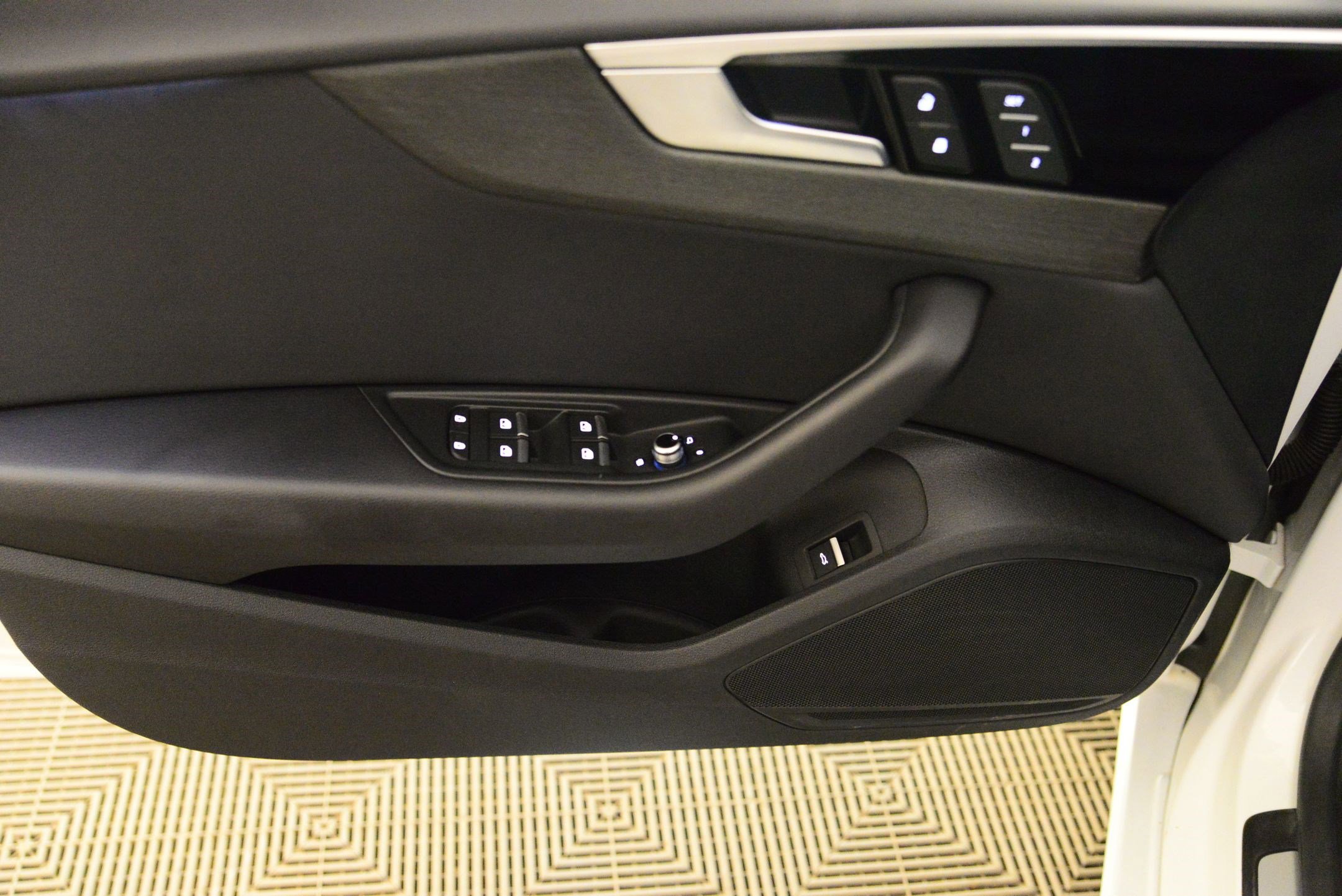 Used 2023 Audi A5 2.0T Premium w/ Convenience Package image 11