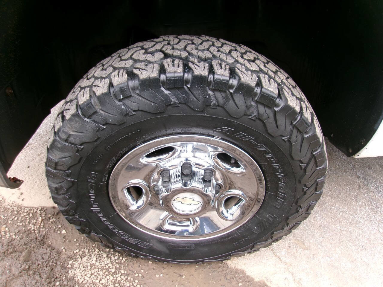 Used 2010 Chevrolet Silverado 2500 W/T AWD/4WD image 10