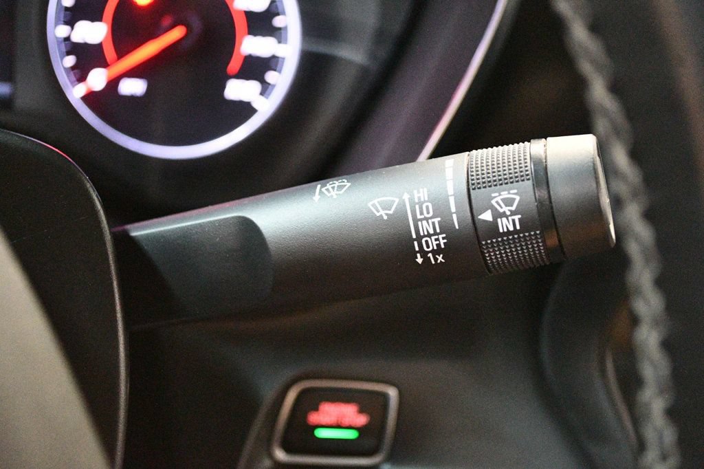 Used 2018 Chevrolet Camaro LS RWD image 57