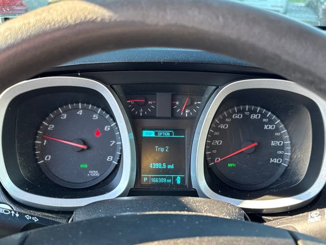 Used 2017 Chevrolet Equinox LS FWD image 16