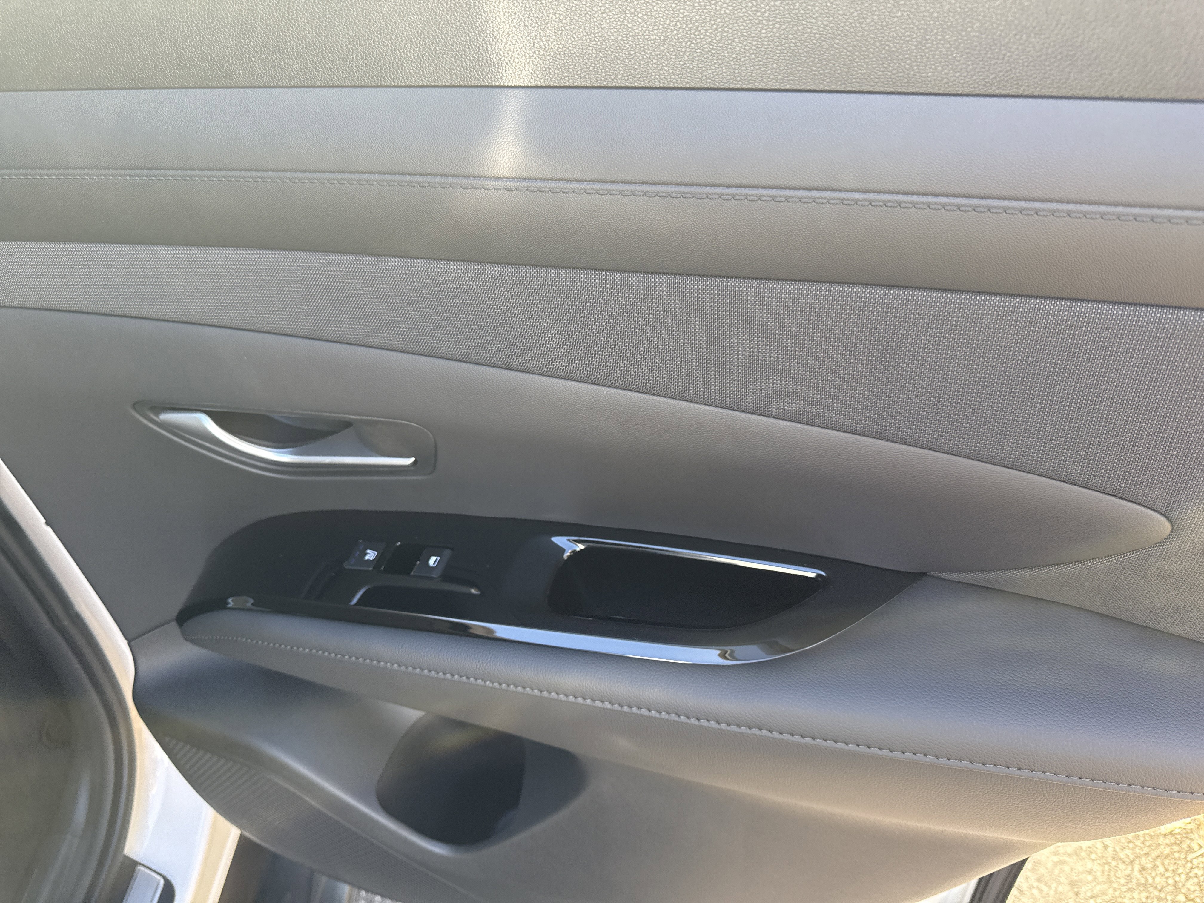 New 2026 Hyundai Tucson Limited image 15