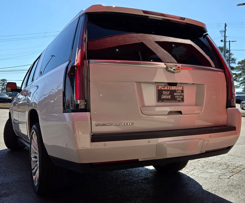 Used 2019 Cadillac Escalade ESV Platinum image 4