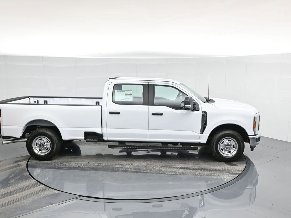 New 2026 Ford F250 XL w/ XL Chrome Package image 45