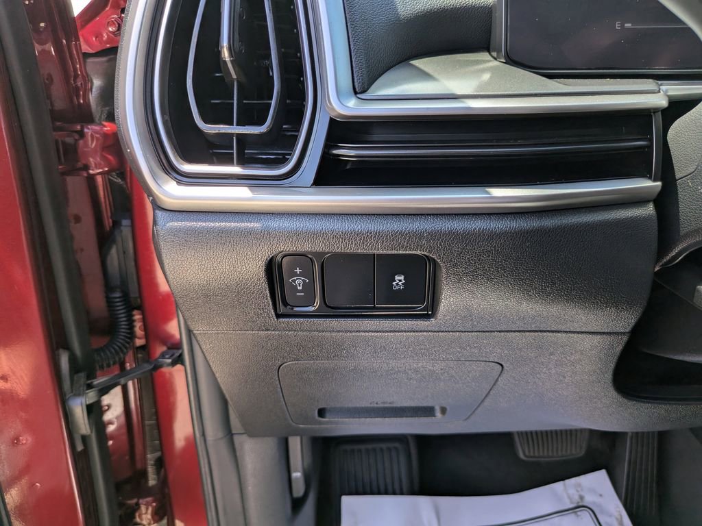 Certified 2024 Kia Sorento S w/ Panoramic Sunroof Package FWD image 30