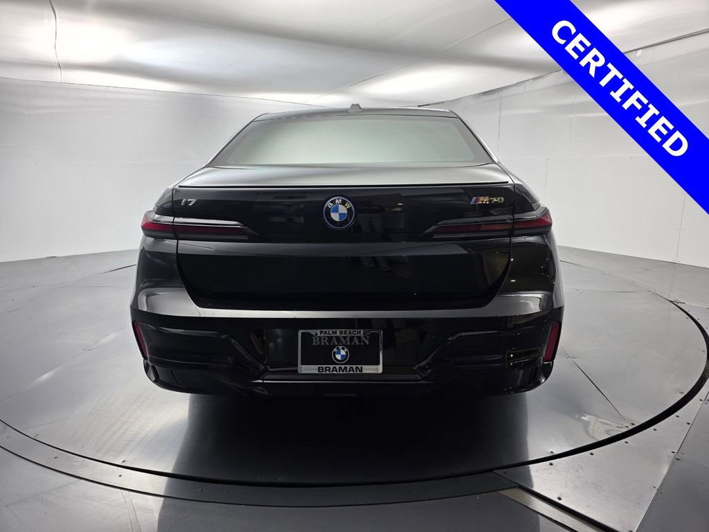 Used 2025 BMW i7 M70 w/ Executive Package image 5