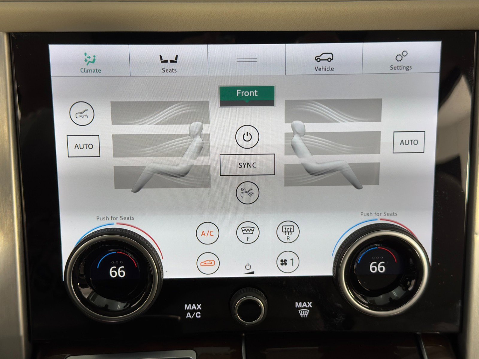 Used 2021 Land Rover Range Rover P525 Westminster Edition image 34