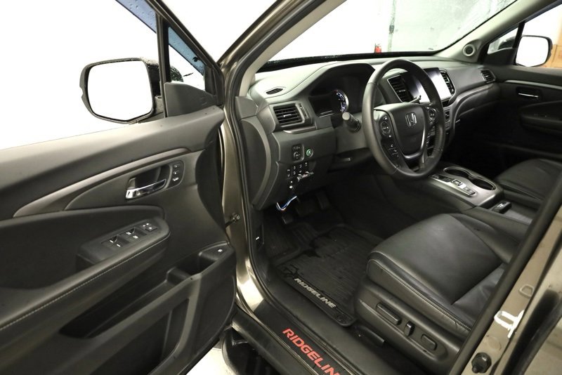Used 2023 Honda Ridgeline RTL-E image 9