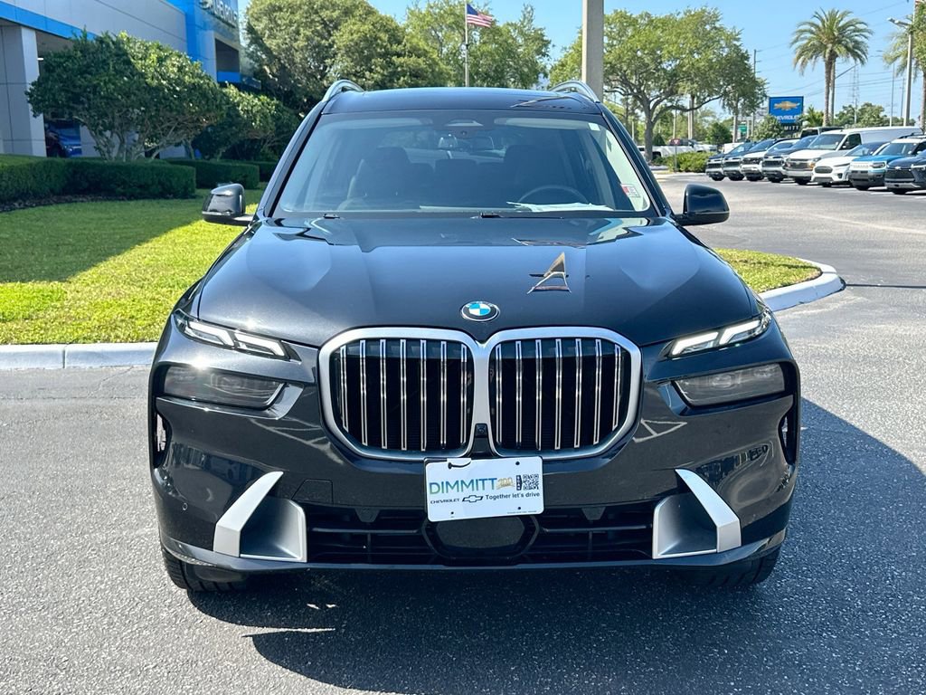 Used 2024 BMW X7 xDrive40i AWD/4WD image 2
