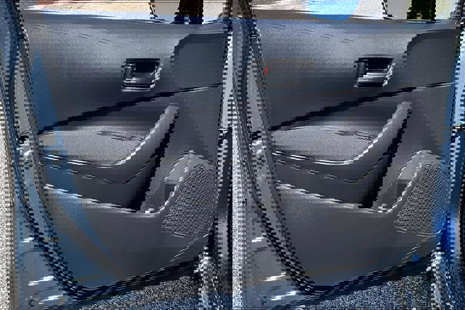 Used 2025 Toyota Corolla LE w/ LE Premium Package AWD/4WD image 21