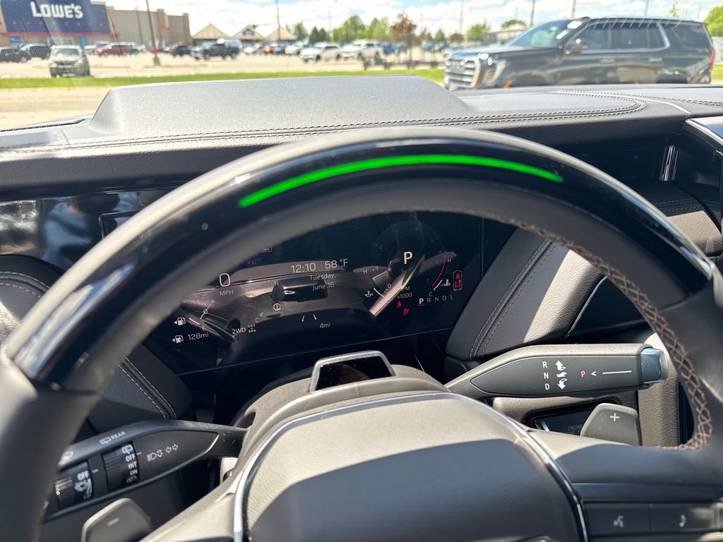 New 2026 GMC Yukon AT4 w/ AT4 Premium Plus Package AWD/4WD image 27