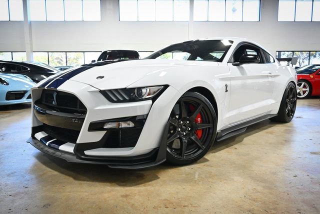 Used 2020 Ford Mustang Shelby GT500 w/ Carbon Fiber Track Pack image 6