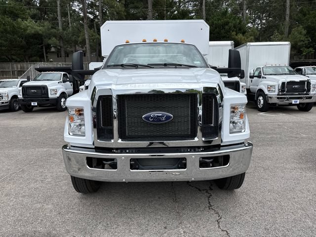 New 2027 Ford F750 2WD Regular Cab Super Duty image 10
