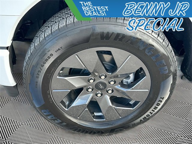 Used 2025 Ford F150 Lightning Flash image 31