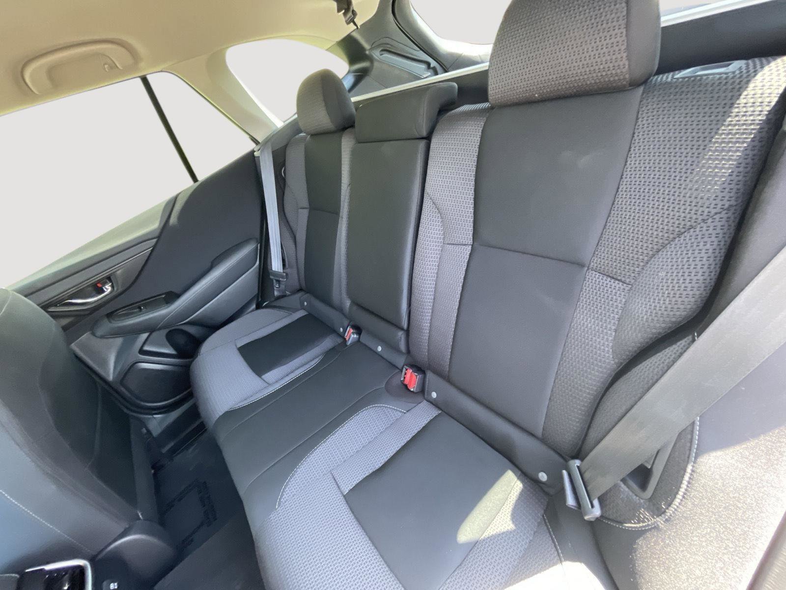 Certified 2022 Subaru Outback Premium AWD/4WD image 18