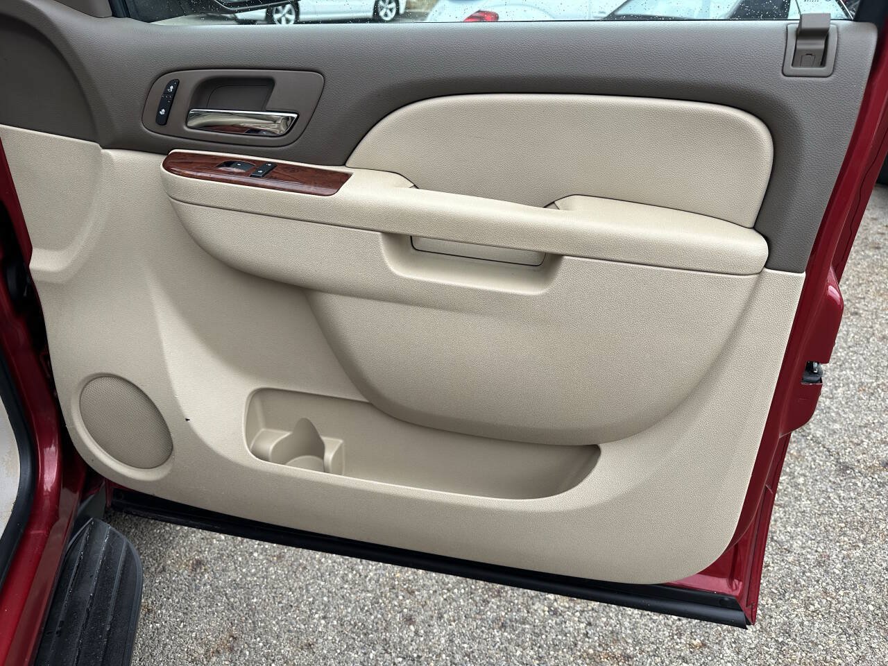 Used 2012 Chevrolet Suburban LT w/ All-Star Edition AWD/4WD image 23