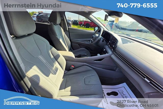 Used 2023 Hyundai Elantra SEL FWD image 27