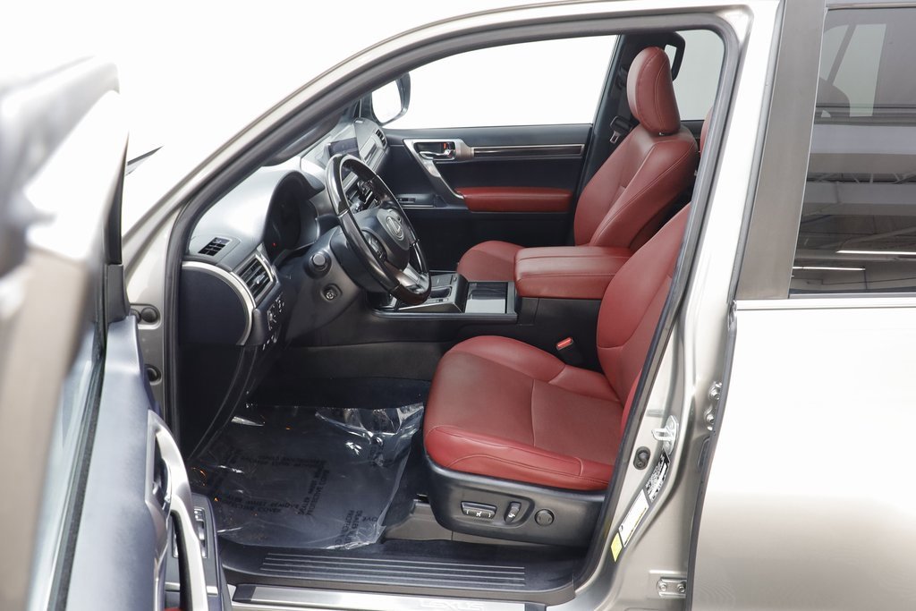 Used 2022 Lexus GX 460 Premium w/ Accessory Package image 6