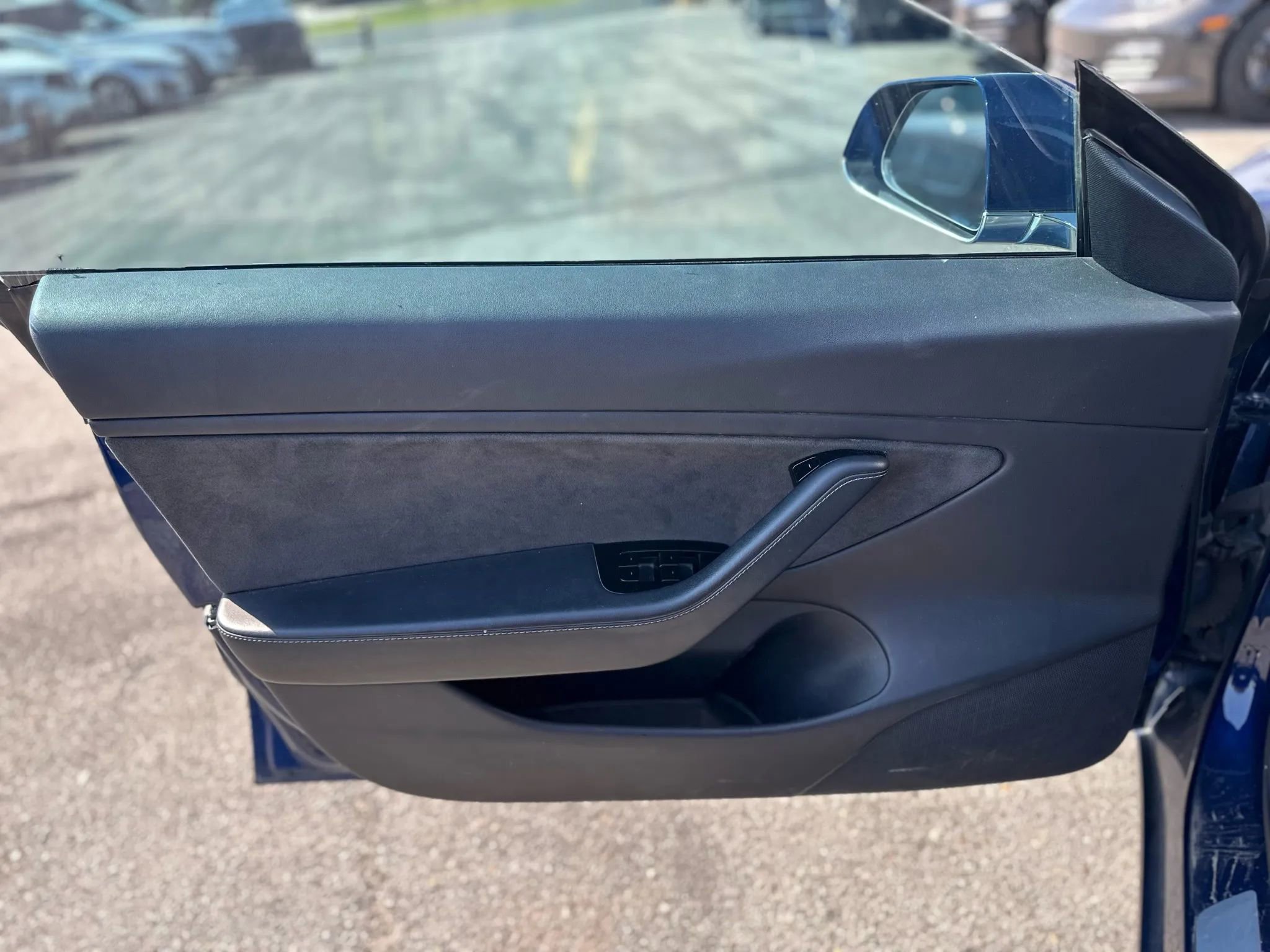 Used 2019 Tesla Model 3 Standard Range Plus image 18