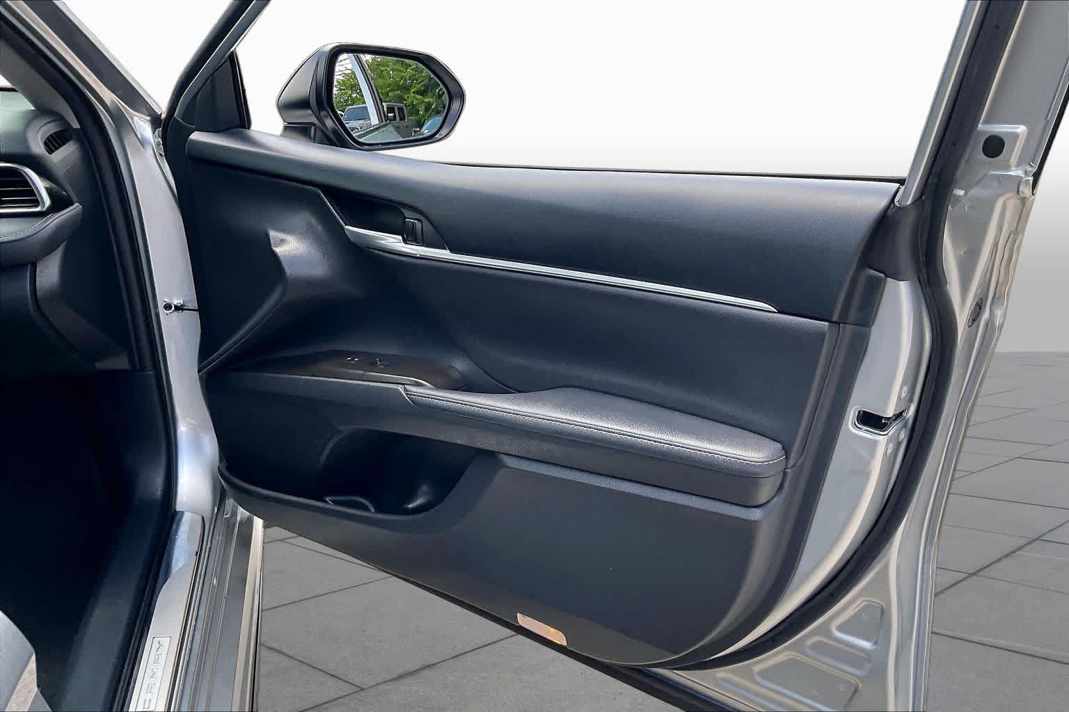 Used 2024 Toyota Camry XSE FWD image 23