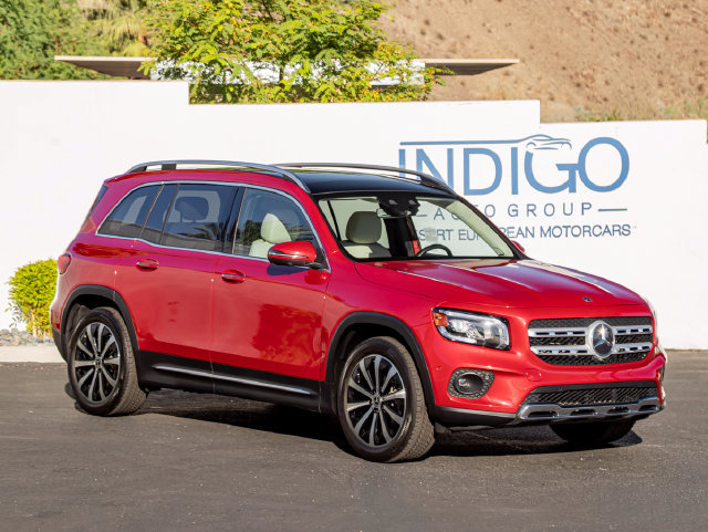 Used 2021 Mercedes-Benz GLB 250 4MATIC image 4