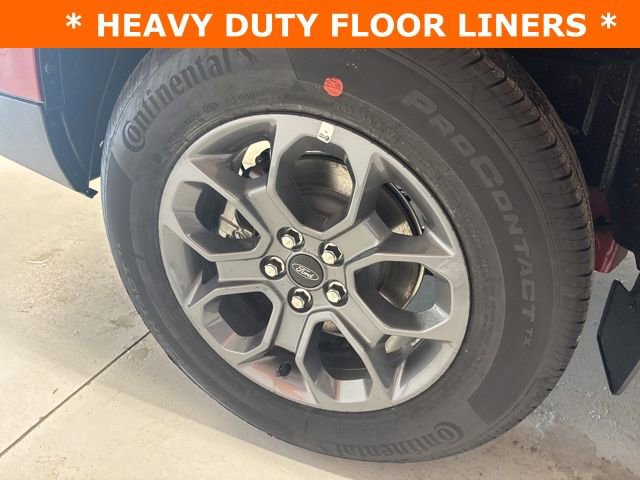 New 2025 Ford Maverick XLT w/ XLT Luxury Package image 32