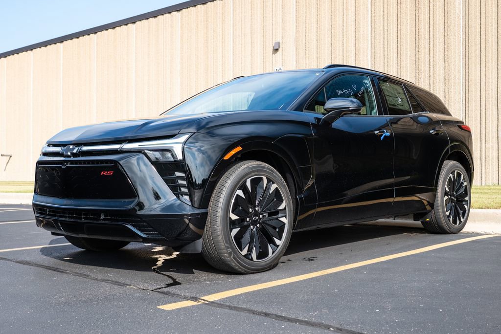 New 2026 Chevrolet Blazer EV RS image 4