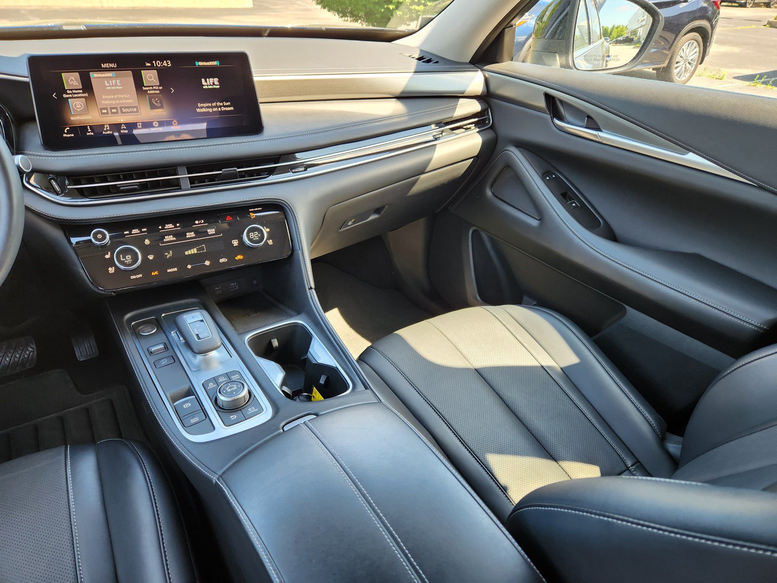 Certified 2023 INFINITI QX60 Luxe w/ Cargo Package AWD/4WD image 14