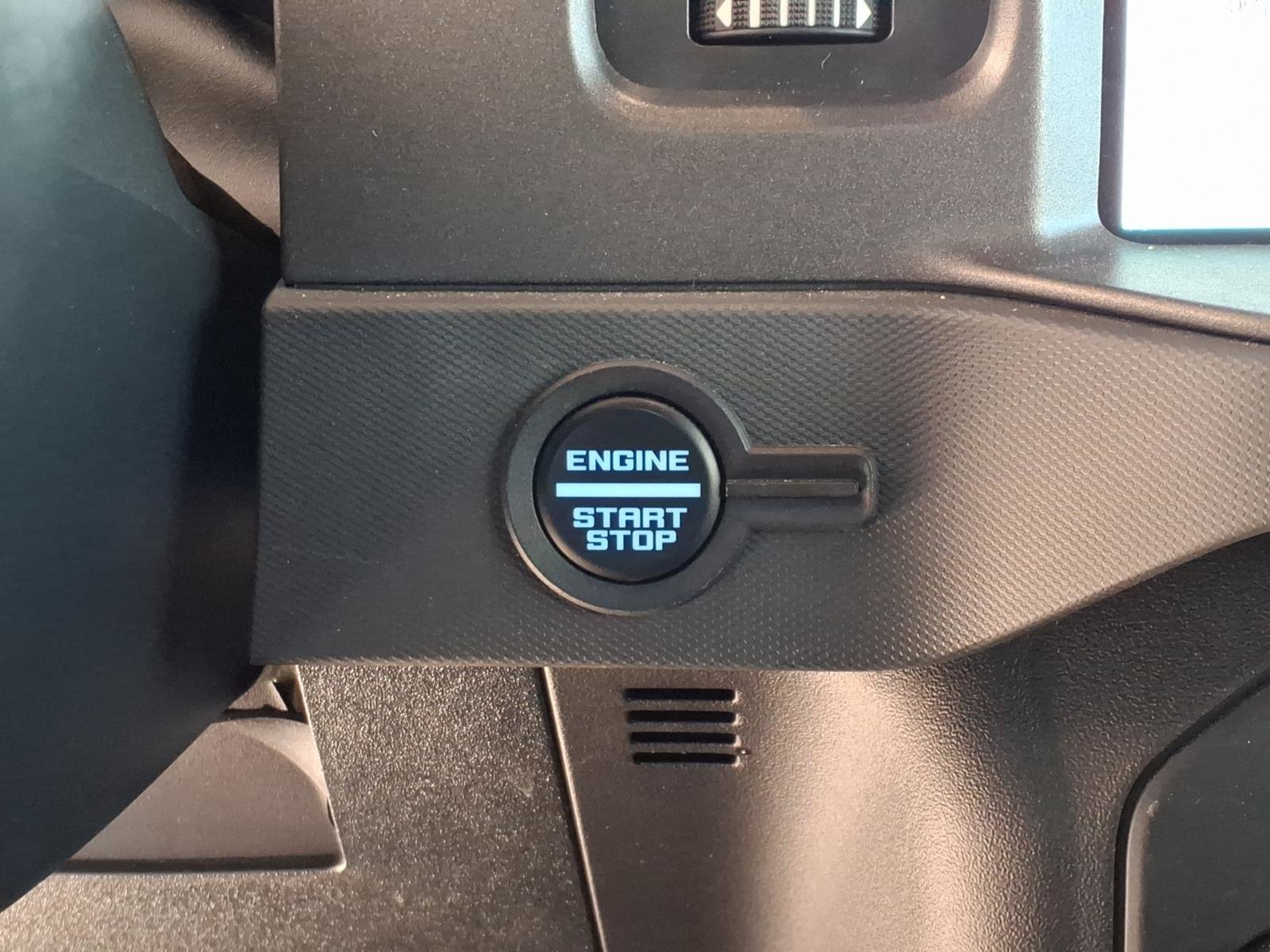 Used 2024 Ford Bronco Badlands AWD/4WD image 9