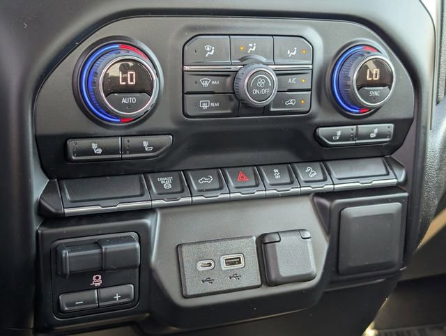 Used 2022 Chevrolet Silverado 2500 LT w/ Convenience Package image 18