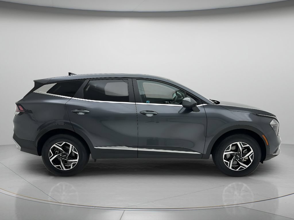 Used 2023 Kia Sportage LX AWD/4WD image 2