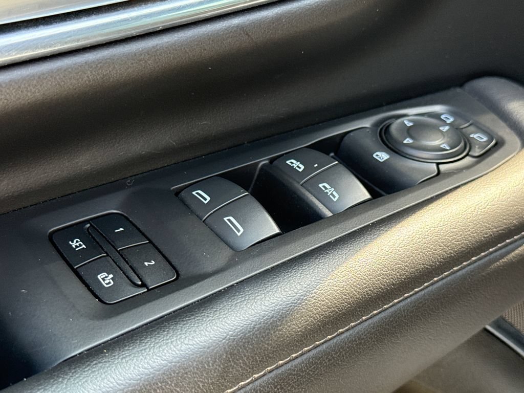 Used 2023 Chevrolet Tahoe LT AWD/4WD image 20