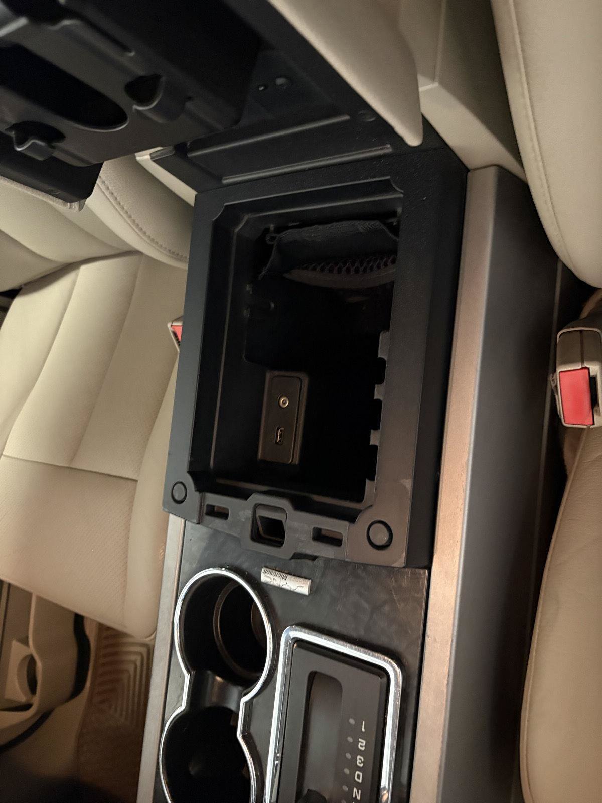Used 2012 Ford Expedition Limited AWD/4WD image 25