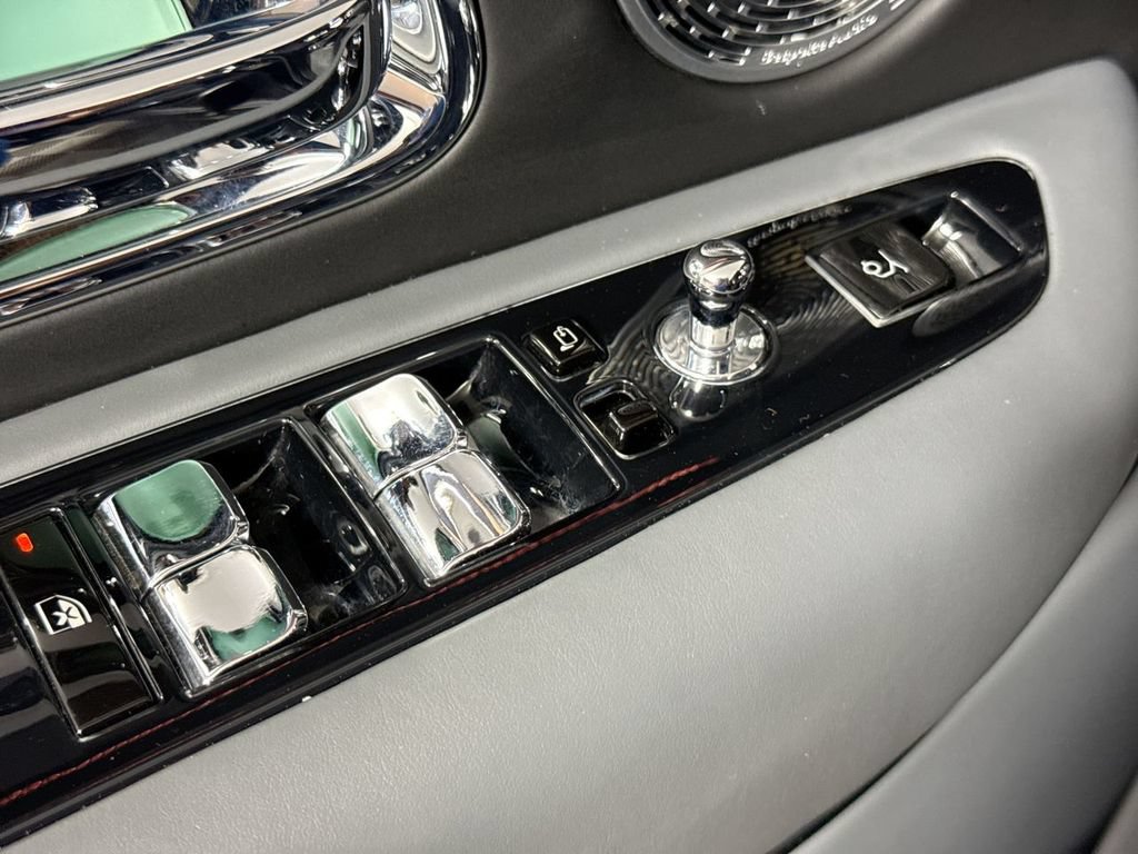 Used 2020 Rolls-Royce Cullinan AWD/4WD image 25
