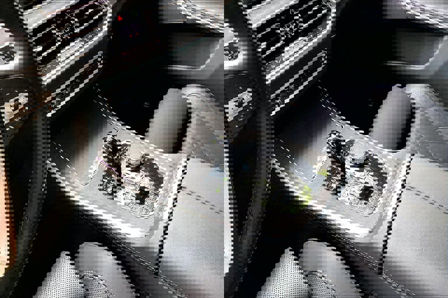 Used 2023 BMW X5 sDrive40i w/ Premium Package image 16