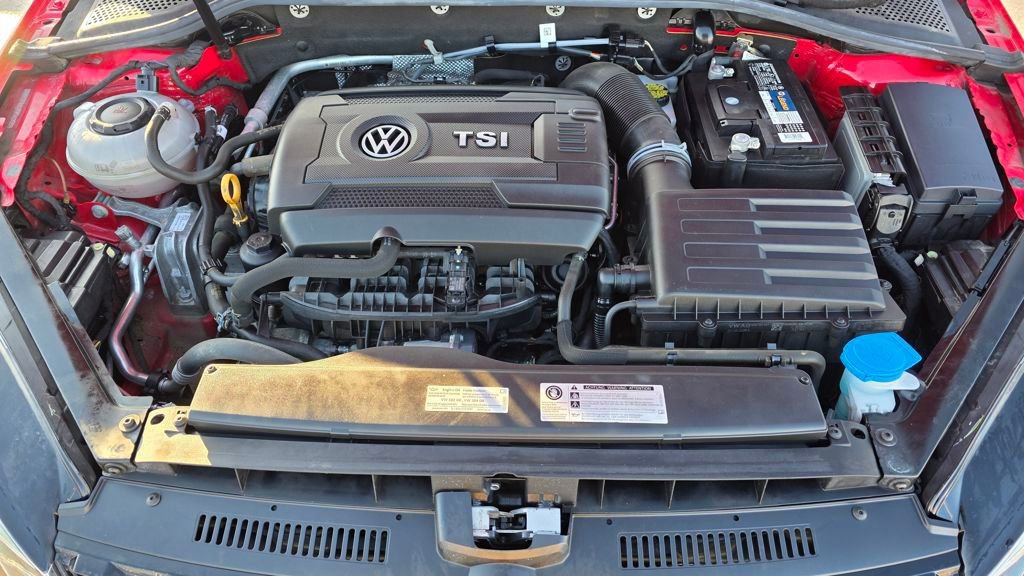 Used 2019 Volkswagen Golf Alltrack SE image 12