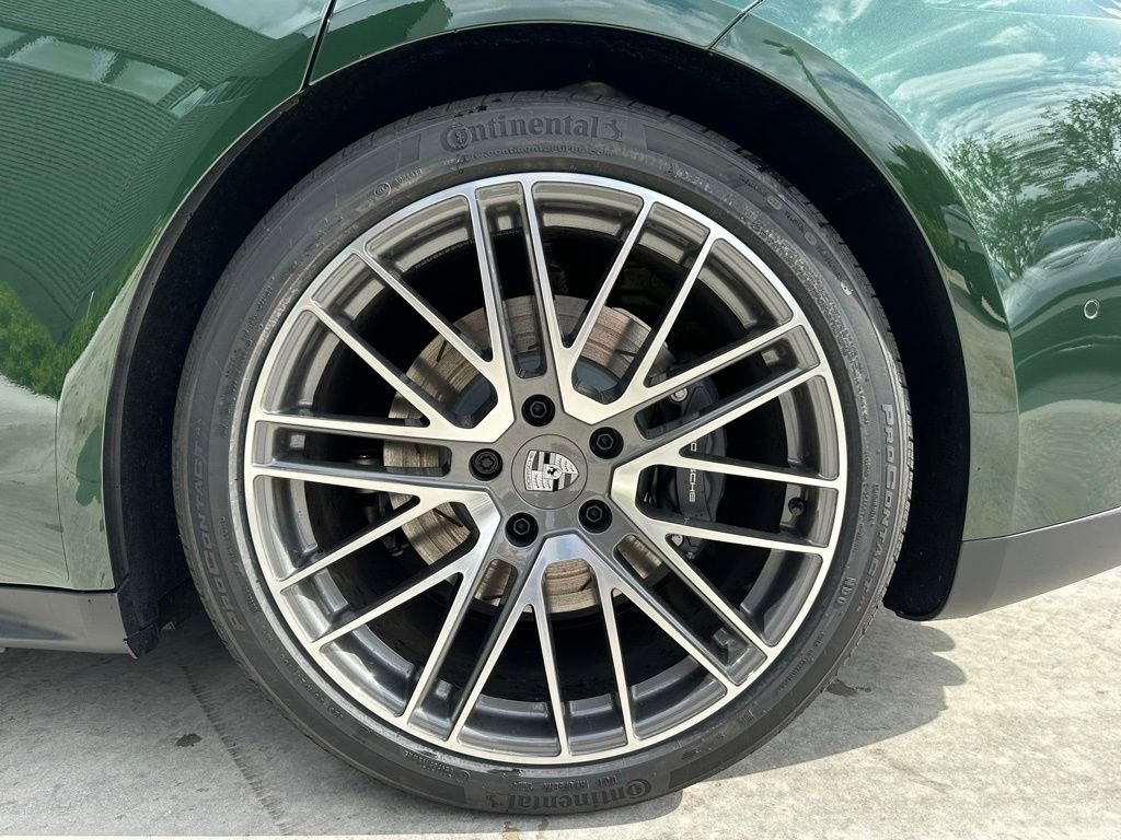 Used 2025 Porsche Panamera 4 image 36