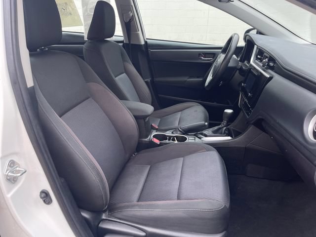 Used 2019 Toyota Corolla LE FWD image 34