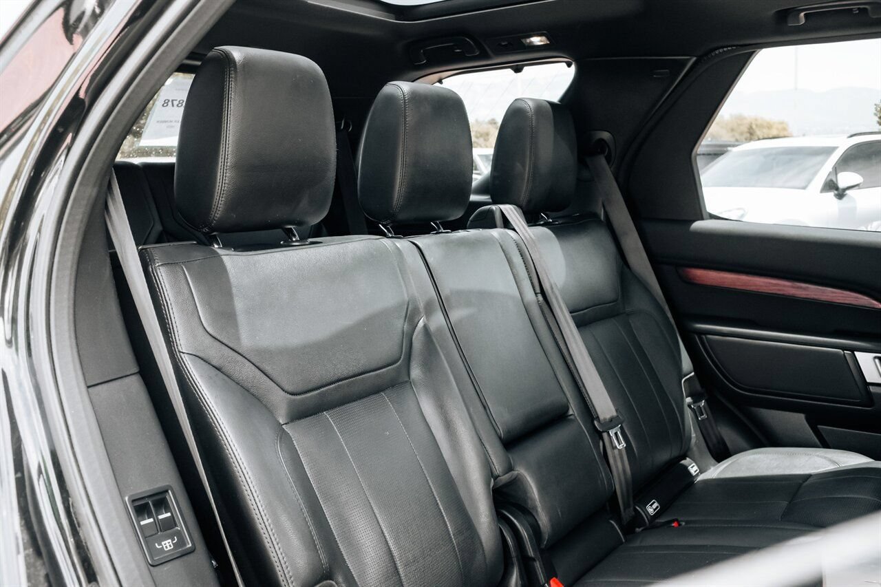 Used 2019 Land Rover Discovery HSE AWD/4WD image 52