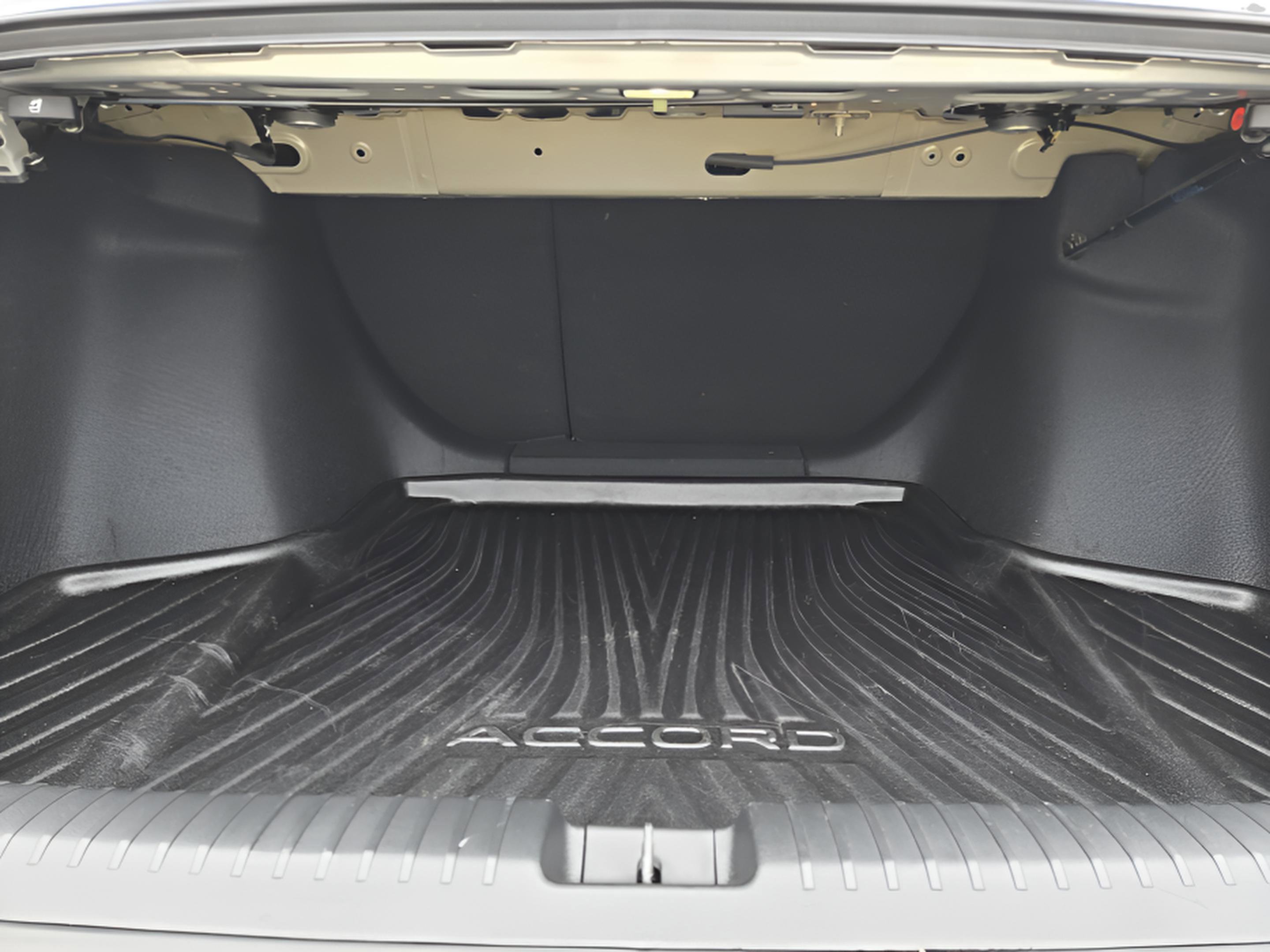 Certified 2025 Honda Accord Sport image 26