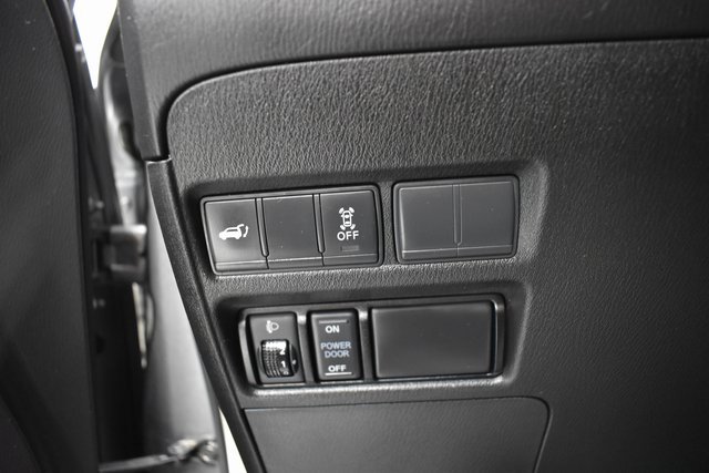 Used 2017 Nissan Armada SV w/ Driver Package image 18