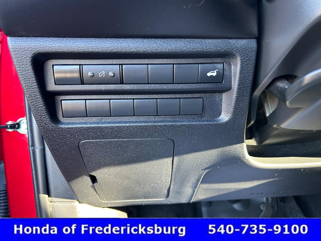 Used 2023 Mitsubishi Outlander SEL Black Edition image 28