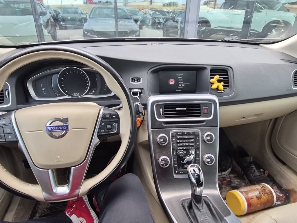 Used 2015 Volvo S60 T5 Premier w/ Convenience Package FWD image 15