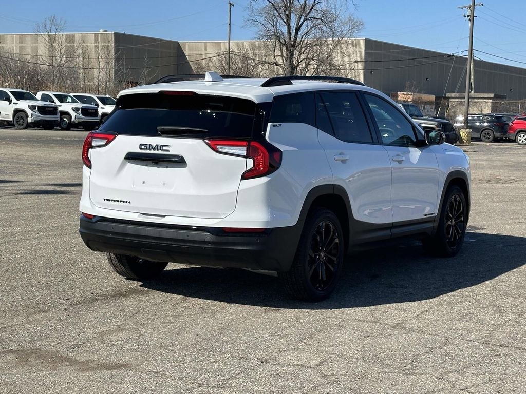 Certified 2022 GMC Terrain SLT w/ Elevation Edition image 4